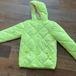 Worn like twice, selling it  because it doesn’t fit anymore